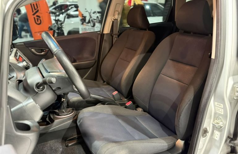 Honda Fit 1.4 LX 16v - Foto #9