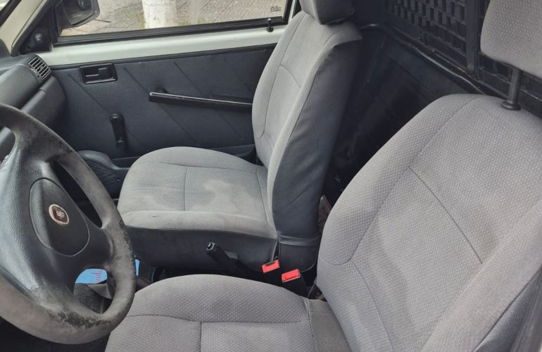 Fiat Fiorino 1.3 MPi Furgão 8v - Foto #4