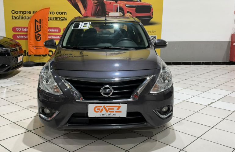 Nissan Versa 1.6 16V Unique - Foto #2