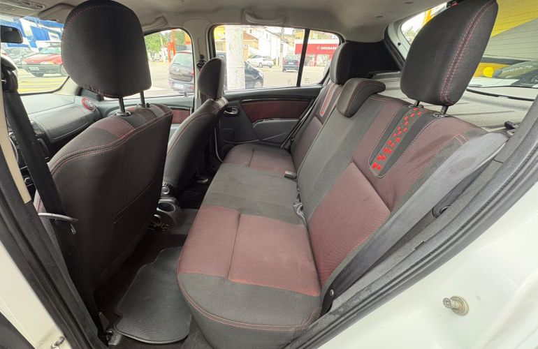 Renault Sandero 1.6 Stepway 16v - Foto #8