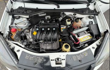 Renault Sandero 1.6 Stepway 16v - Foto #9