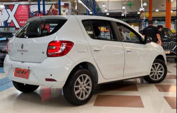 Renault Sandero 1.6 Expression 8v - Foto #4