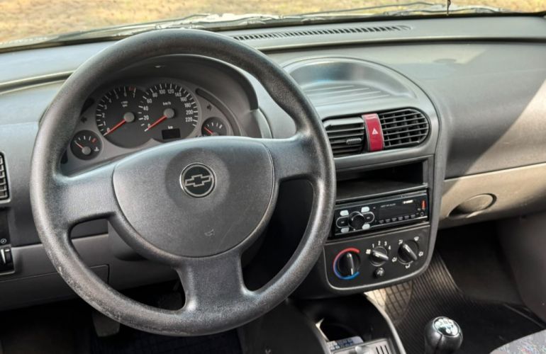 Chevrolet Corsa Sedan Joy 1.8 (Flex) - Foto #10