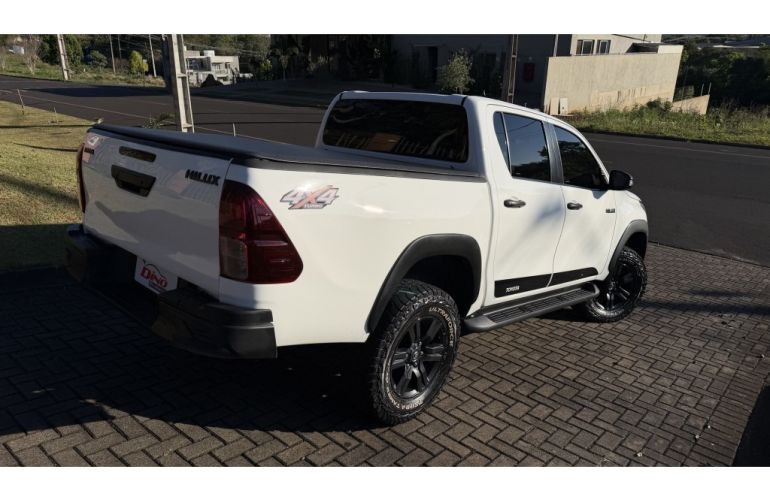 Toyota Hilux 2.8 TDI SR CD Challenge 4x4 (Aut) - Foto #3