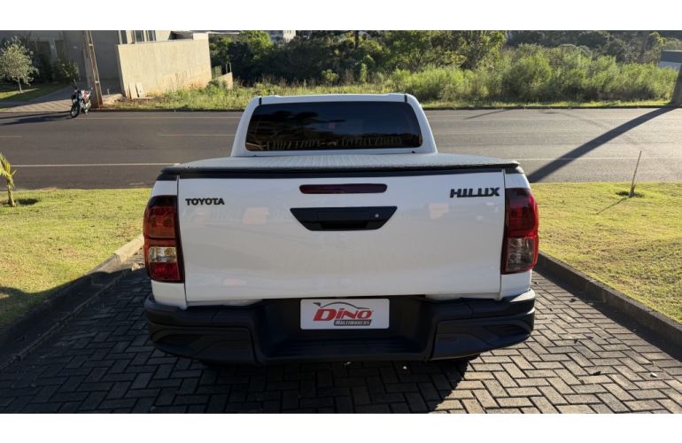 Toyota Hilux 2.8 TDI SR CD Challenge 4x4 (Aut) - Foto #6