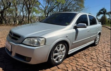 Chevrolet Astra Hatch 2.0 (Flex)