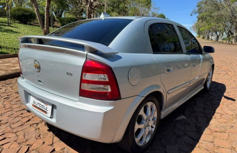Chevrolet Astra Hatch 2.0 (Flex) - Foto #6