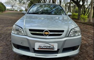 Chevrolet Astra Hatch 2.0 (Flex) - Foto #2