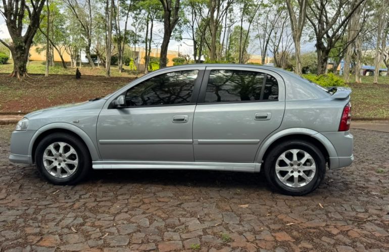 Chevrolet Astra Hatch 2.0 (Flex) - Foto #5
