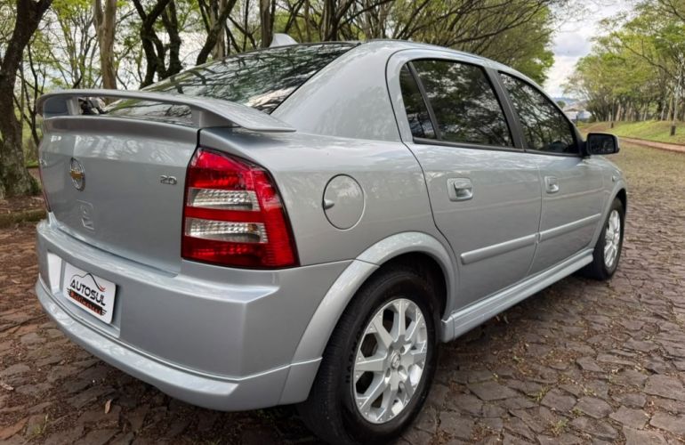 Chevrolet Astra Hatch 2.0 (Flex) - Foto #6