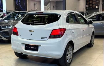 Chevrolet Onix 1.4 MPFi LT 8v - Foto #4