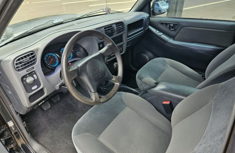 Chevrolet S10 2.4 Advantage (Cabine Dupla) - Foto #3