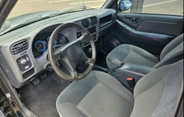 Chevrolet S10 2.4 Advantage (Cabine Dupla) - Foto #3