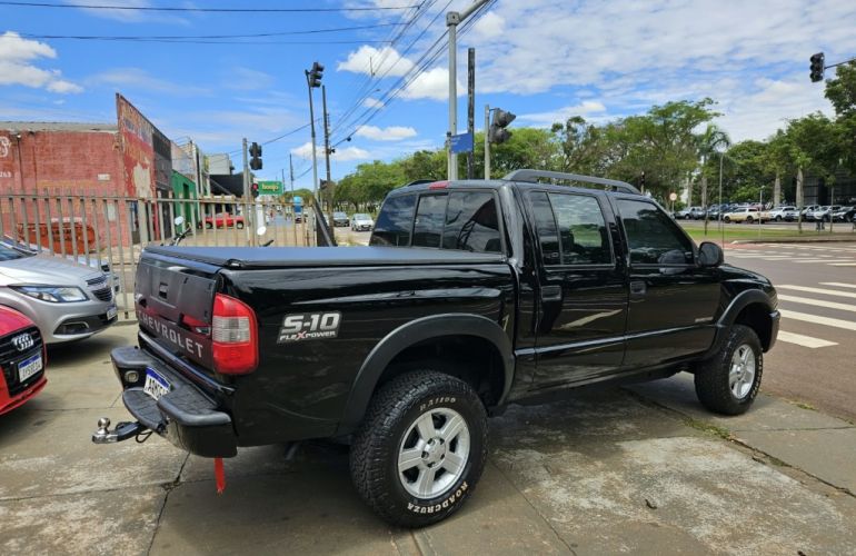 Chevrolet S10 2.4 Advantage (Cabine Dupla) - Foto #7