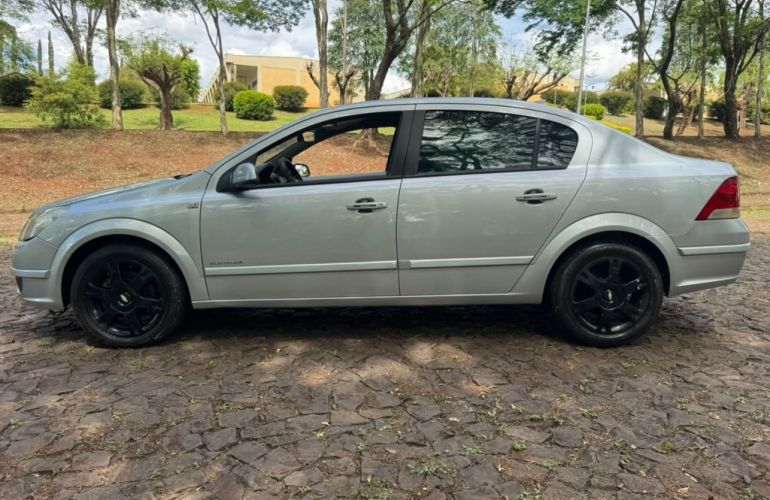 Chevrolet Vectra Elegance 2.0 - Foto #6