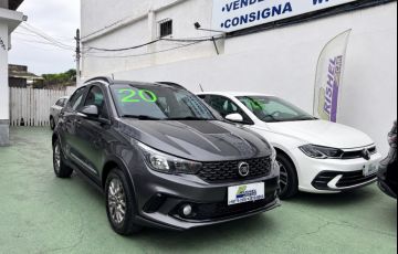 Fiat Argo 1.8 Trekking (Aut)