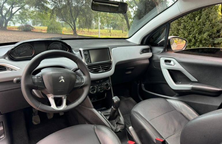 Peugeot 208 Allure 1.5 8V (Flex) - Foto #10