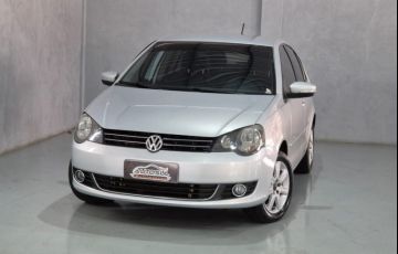 Volkswagen Polo Sedan 1.6 8V (Flex)