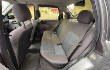 Chevrolet Classic 1.0 MPFi LS 8v - Foto #8