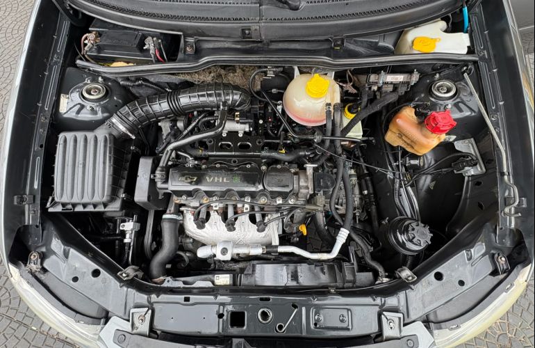 Chevrolet Classic 1.0 MPFi LS 8v - Foto #9