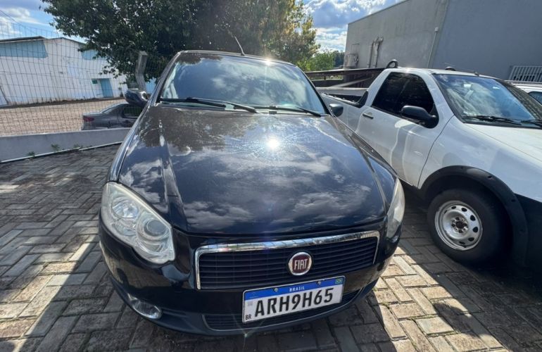 Fiat Palio ELX 1.8 8V - Foto #2
