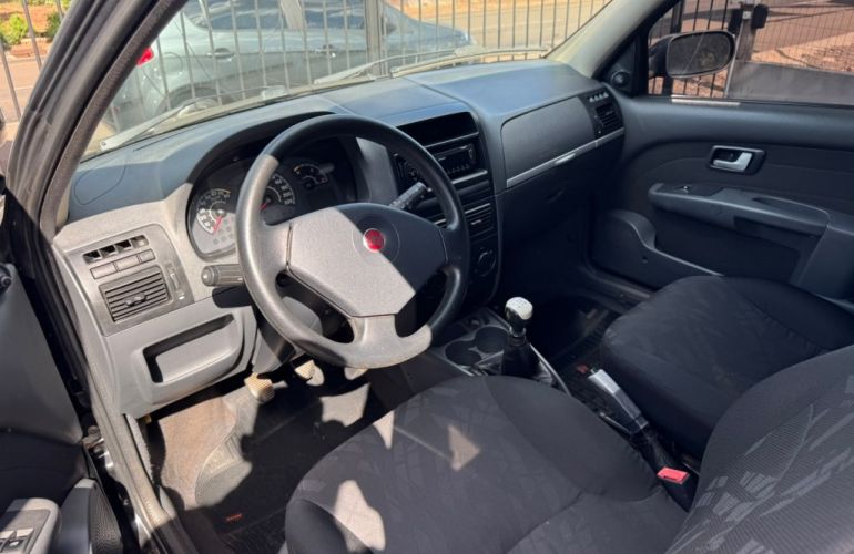 Fiat Palio ELX 1.8 8V - Foto #7