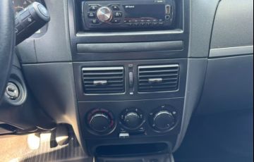 Fiat Palio ELX 1.8 8V - Foto #8