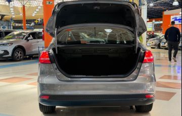 Ford Focus 2.0 Titanium Plus 16v - Foto #10