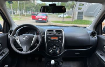 Nissan March 1.0 SV 12v - Foto #6