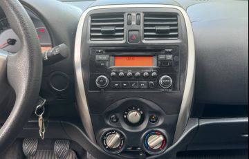 Nissan March 1.0 SV 12v - Foto #7