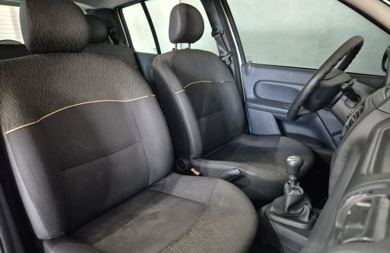 Renault Clio Hatch. Expression Hi-Power 1.0 16V - Foto #7