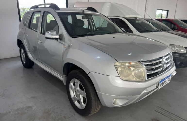 Renault Duster 2.0 16V  Dynamique Media NAV 4x4 (Flex) - Foto #2