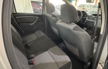Renault Duster 2.0 16V  Dynamique Media NAV 4x4 (Flex) - Foto #9