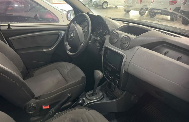 Renault Duster 2.0 16V  Dynamique Media NAV 4x4 (Flex) - Foto #10
