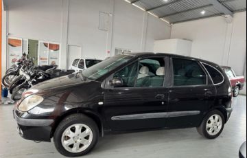 Renault Scénic Privilége 2.0 16V - Foto #3