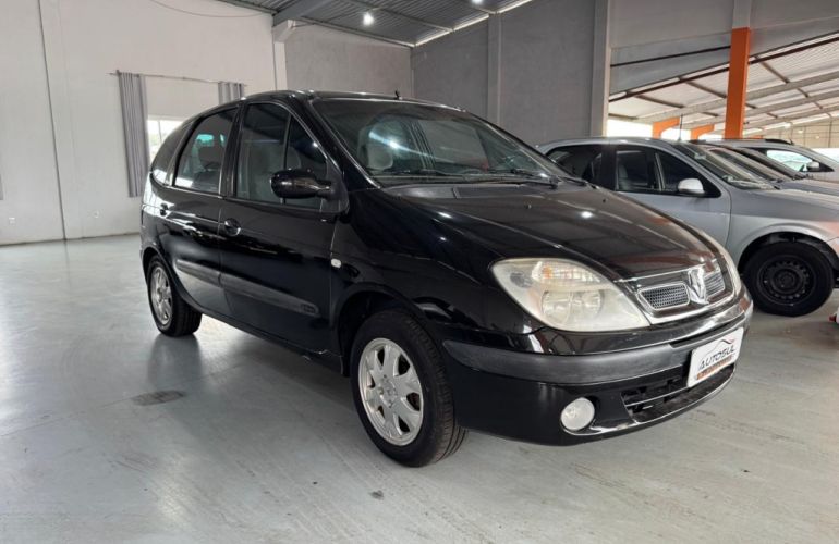 Renault Scénic Privilége 2.0 16V - Foto #4