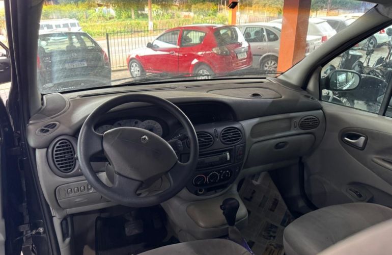 Renault Scénic Privilége 2.0 16V - Foto #9