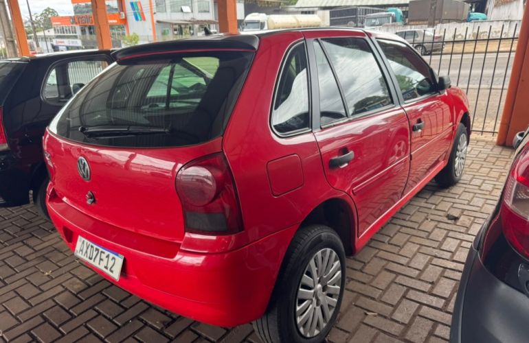 Volkswagen Gol 1.0 8V (G4)(Flex)4p - Foto #5