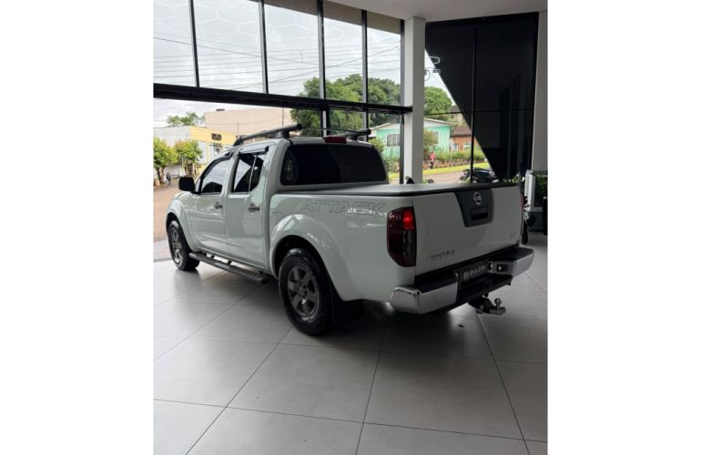 Nissan Frontier SV Attack 2.5 TD CD 4x2 - Foto #4