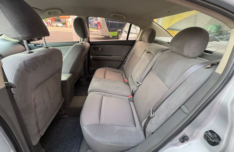 Nissan Sentra 2.0 S 16v - Foto #8