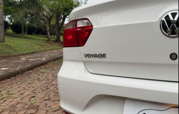 Volkswagen Voyage 1.6 MSI (Flex) (Aut) - Foto #6