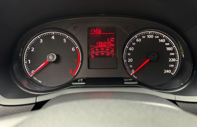 Volkswagen Voyage 1.6 MSI (Flex) (Aut) - Foto #9