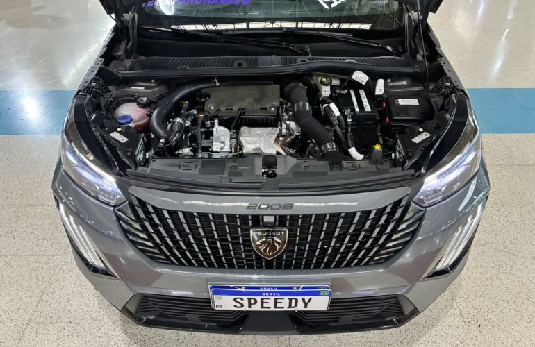 Peugeot 2008 1.0 Turbo 200 Gt - Foto #5