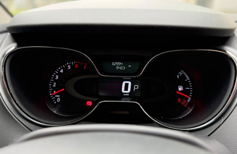 Renault Captur 1.6 16V Sce Intense - Foto #4