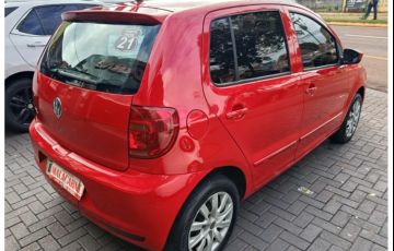 Volkswagen Fox 1.0 8V (Flex) - Foto #9