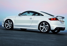 Audi lança TT RS no Brasil