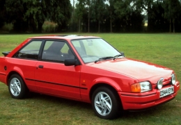 Clássico: Ford Escort XR3