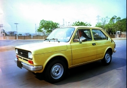 Clássico: Fiat 147 - Primeiro sucesso da Fiat no Brasil