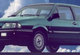 Clássico: Ford Versailles