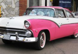 Clássico: Ford Crown Victoria
